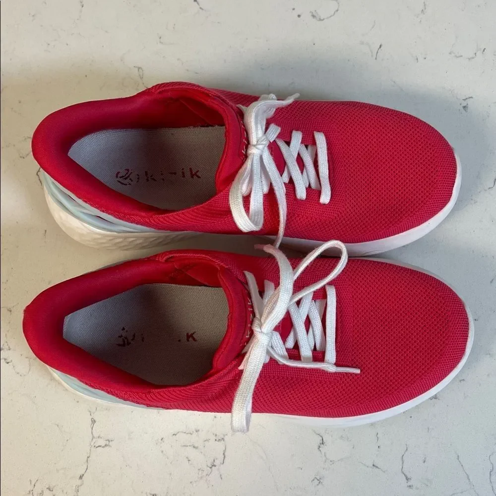 Kizik Athens Hands Free Slip On Watermelon Mesh Running Shoes Women Size 9